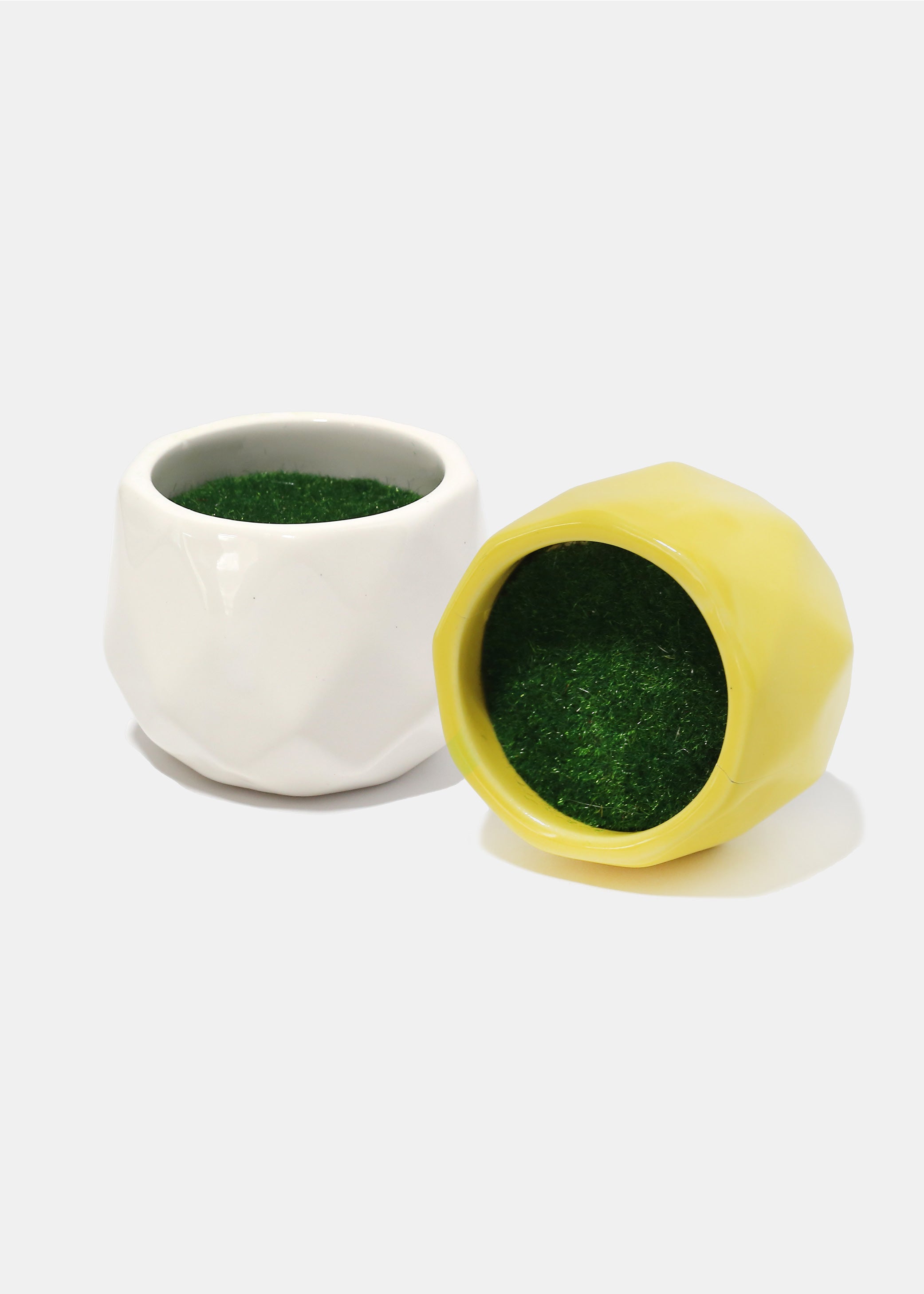 Official Key Items Diamond Round Pots – Shop Miss A